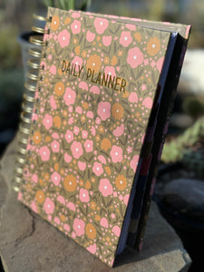 Daily or 2024 Annual Planner w/ tabs