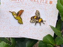 Load image into Gallery viewer, Enamel Pins : Quail - Monarch - Poppy - Bee - Hummingbird